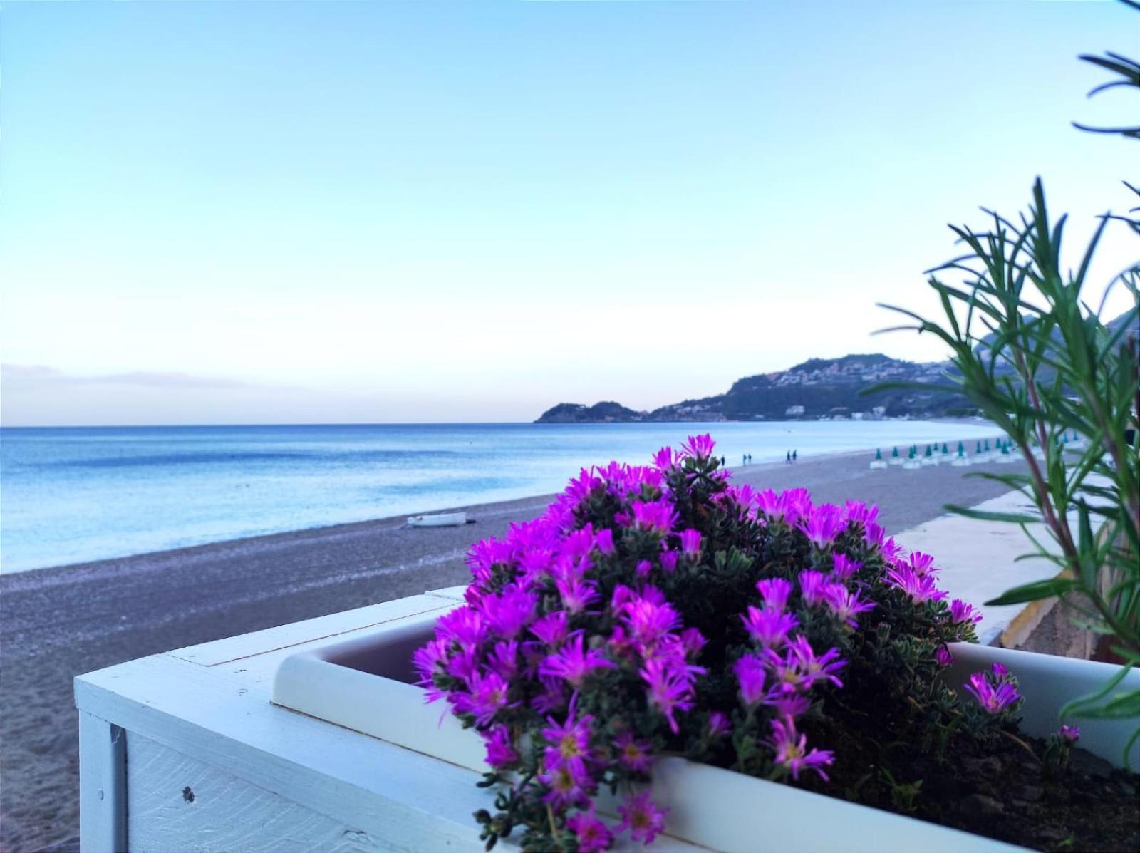Elios Home Bellavista - Taormina Letojanni Exterior foto